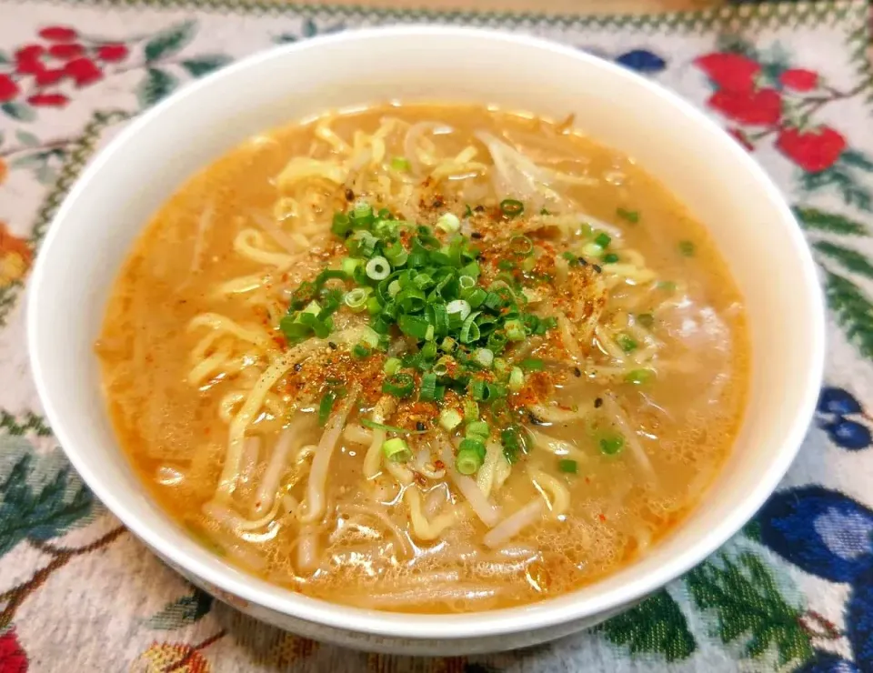 夕食は味噌ラーメン。|Katsuraさん