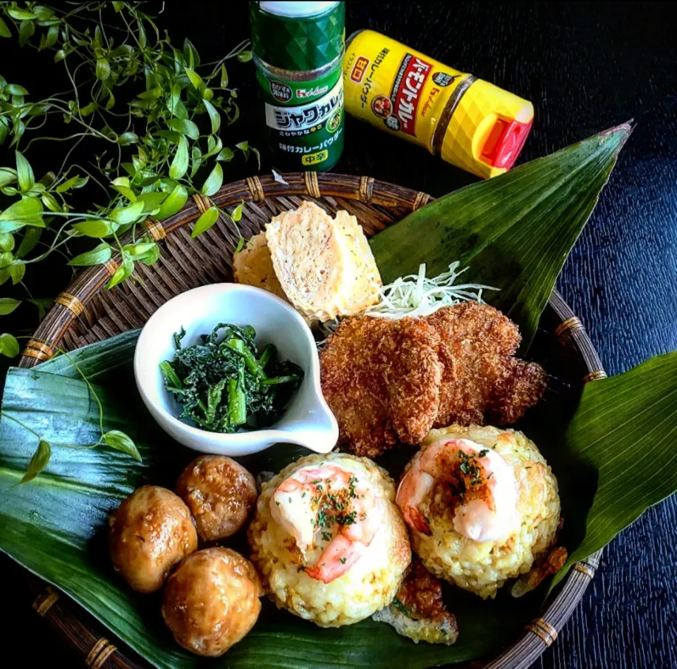 味付カレーパウダーで
チーズ焼きおにぎり🍙|瑞さん