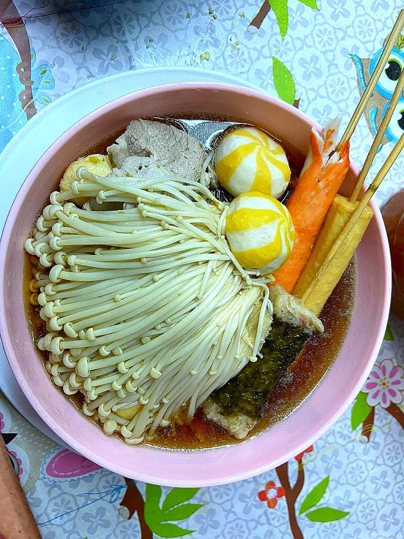 Wow|ชาบูเสียบไม้กาดฝายหินさん