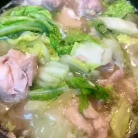 Snapdishの料理写真:白菜鶏もも寄せ鍋|りょうさん