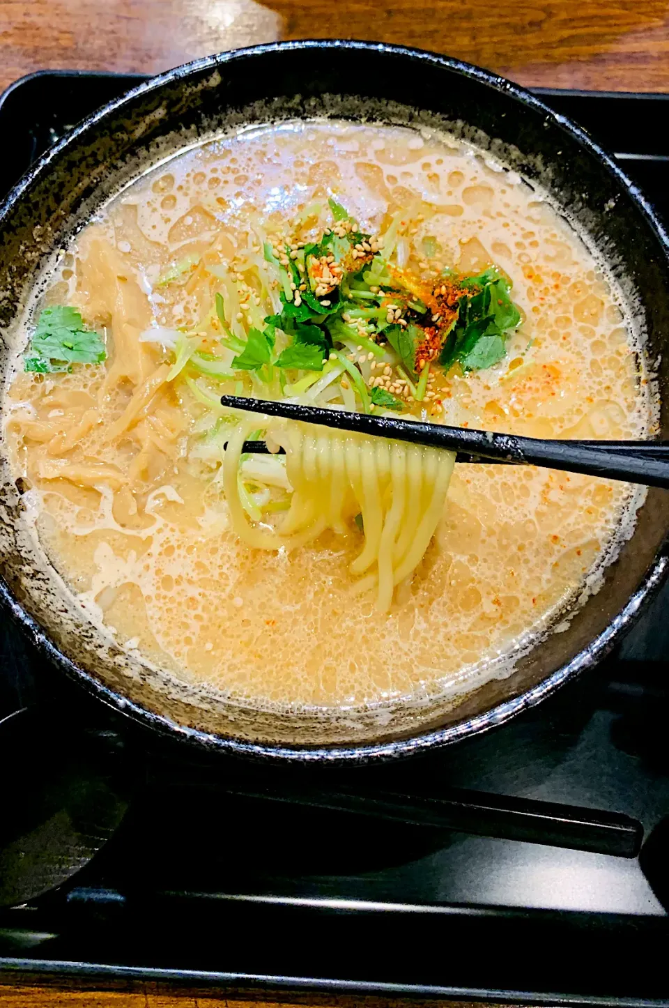 Snapdishの料理写真:もちもちの木　冬限定の海老そば🦐🍜|ちはるさん