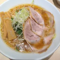 Snapdishの料理写真:あっさりラーメン🍜|大谷千鶴さん