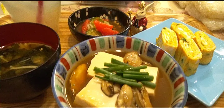 '21．10/30
牡蠣豆腐で晩ごはん😋|たえさん