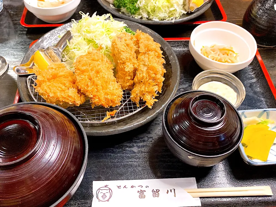 ひれ牡蠣定食🦪|まゆさん