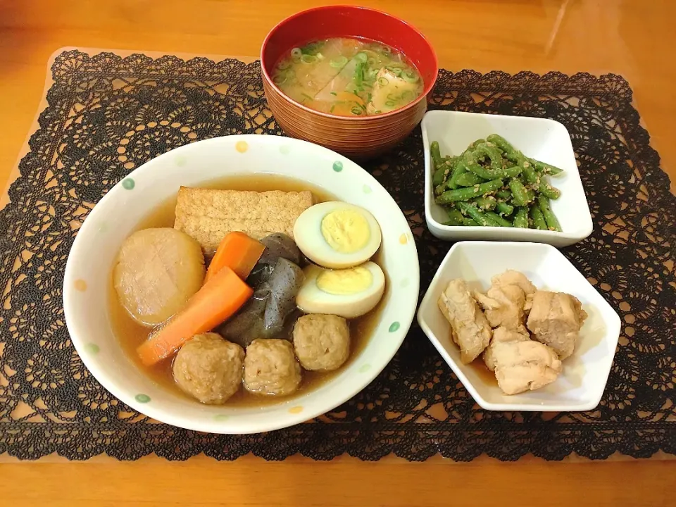 ☆おでん風煮物
☆びんちょうマグロ角煮
インゲンゴマ和え
☆みそ汁|chikakoさん