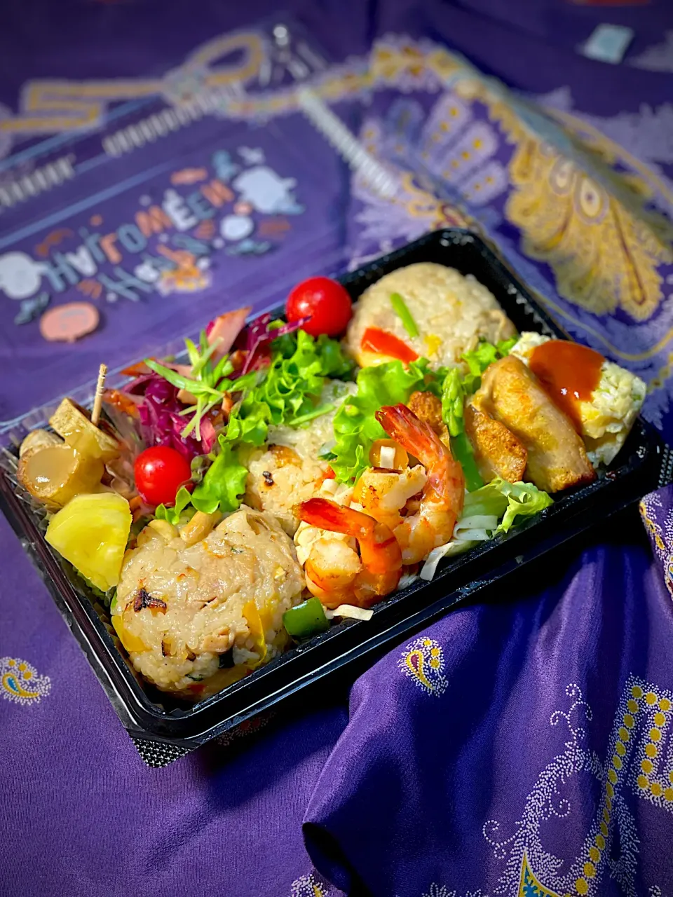 Snapdishの料理写真:タイ料理お弁当🍱|レオンさん