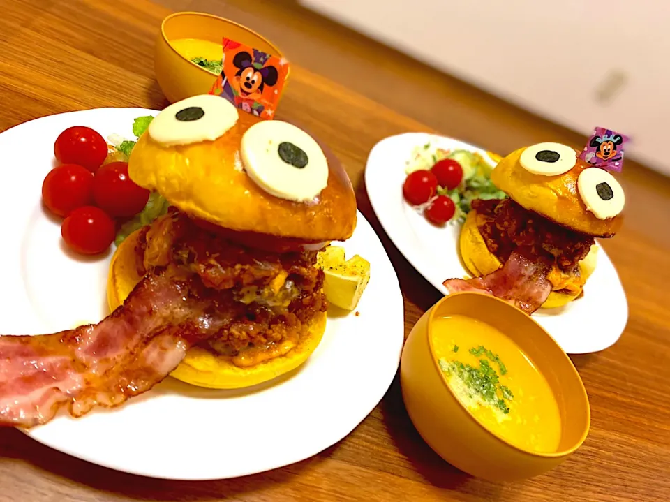 HAPPY HALLOWEEN 10/31の夜ごはん🍔|ふくすけ食堂さん