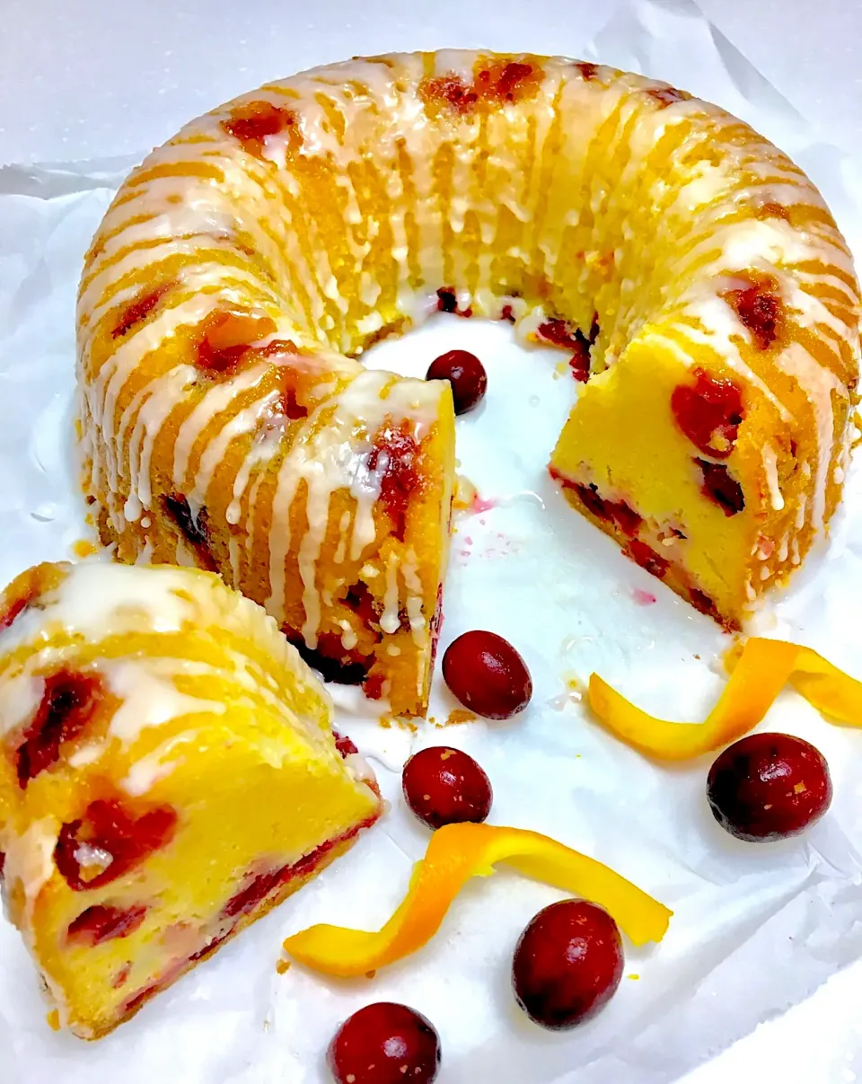 Snapdishの料理写真:CRANBERRY ORANGE CAKE that I posted five years ago|gonbenさん