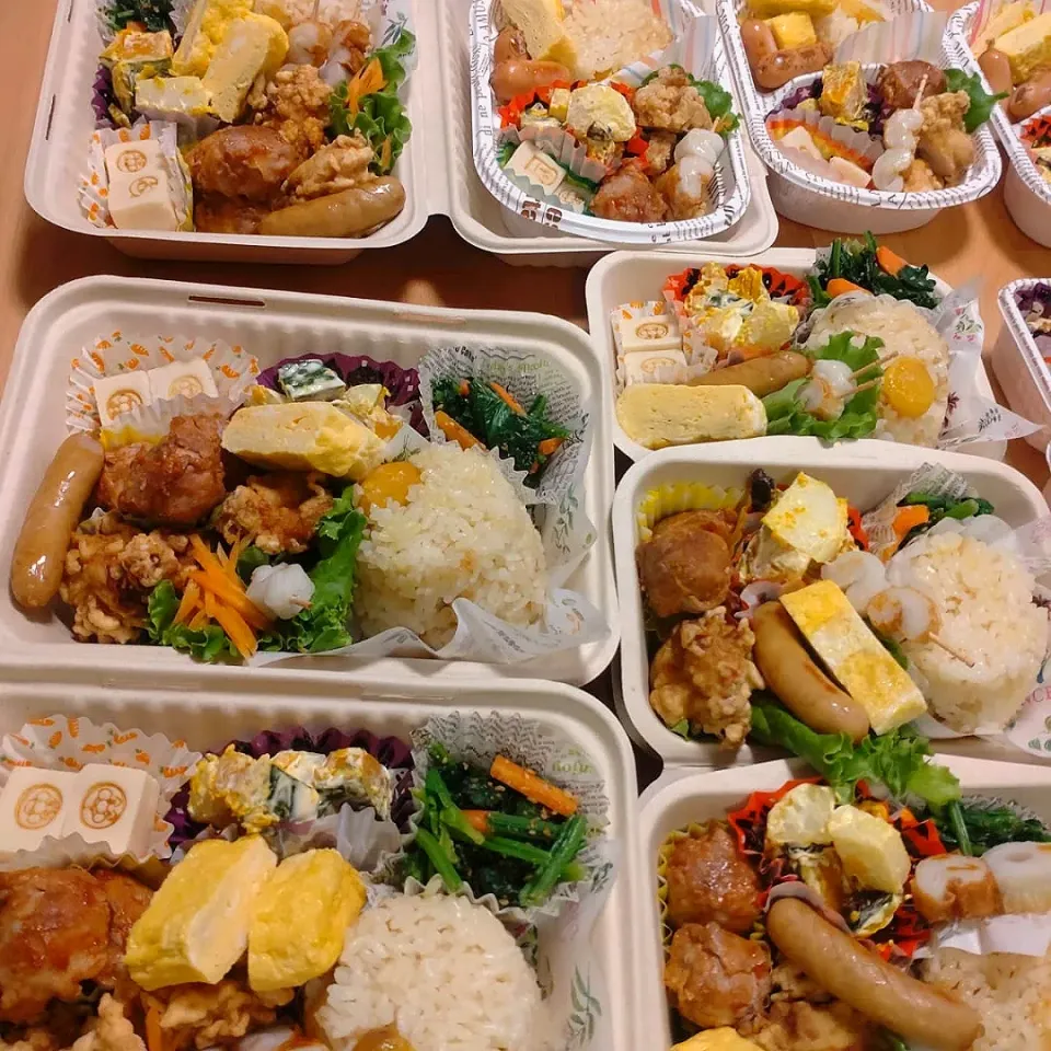 遊園地🎡弁当🍱

栗ご飯、鶏の唐揚げ、うずら卵の肉巻き、ほうれん草の胡麻和え、パンプキンサラダ、ウインナー、だし巻き卵、ハートの竹輪、アンパンマン高野豆腐。

てんこもり❢|macco7さん