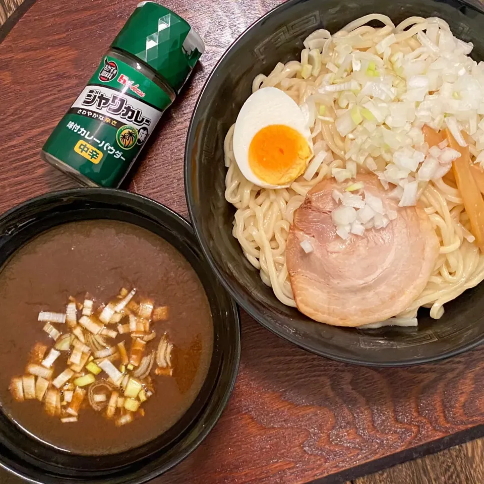 Snapdishの料理写真:濃厚カレーつけめん|ぶりてりあさん