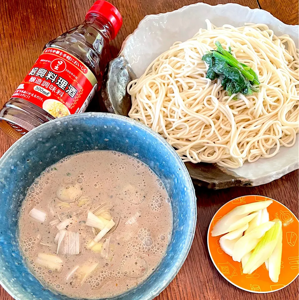 ランチ #日の出紹興料理酒 #黒胡麻坦々つけ麺|小松菜さん