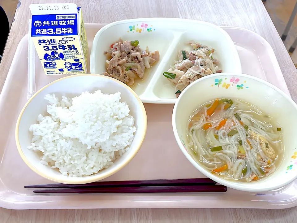 学校給食 ごはん、バチ汁、豚のしょうが焼き、レンコンの炒め物|juneさん