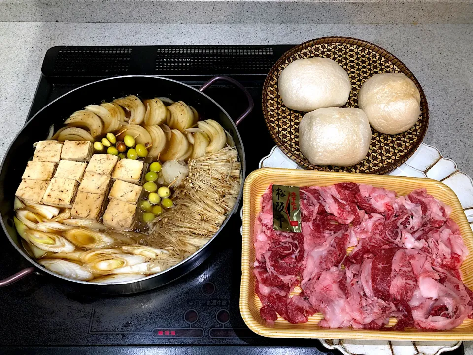 Snapdishの料理写真:スギモト・飛騨牛　すき焼き＊|henryさん