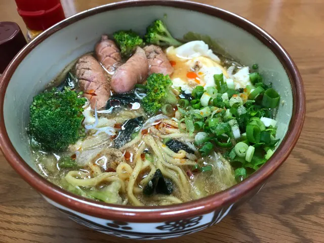 ラ王🍜、味噌味❗️( ´∀｀)✨|サソリさん