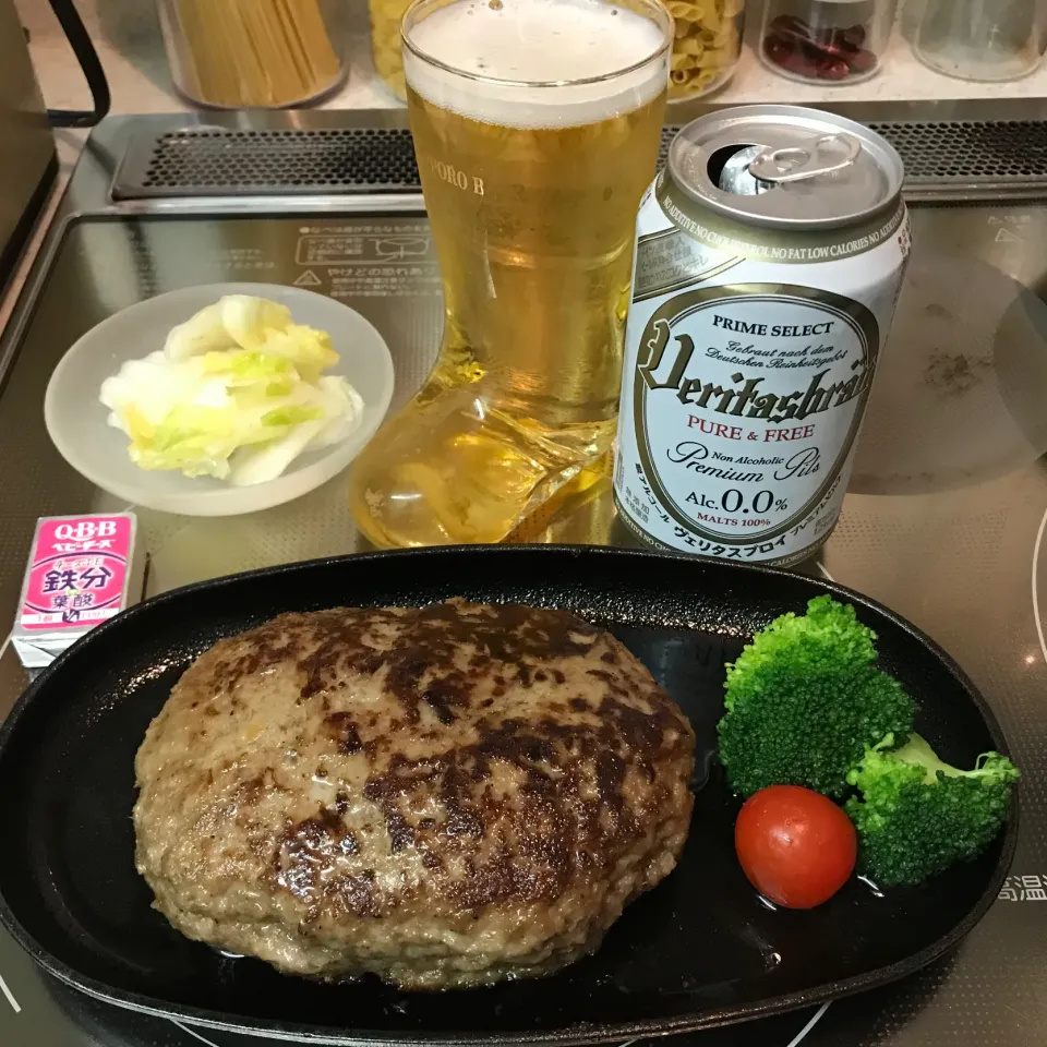 ハンバーグでノンアル飲み|sanaeさん