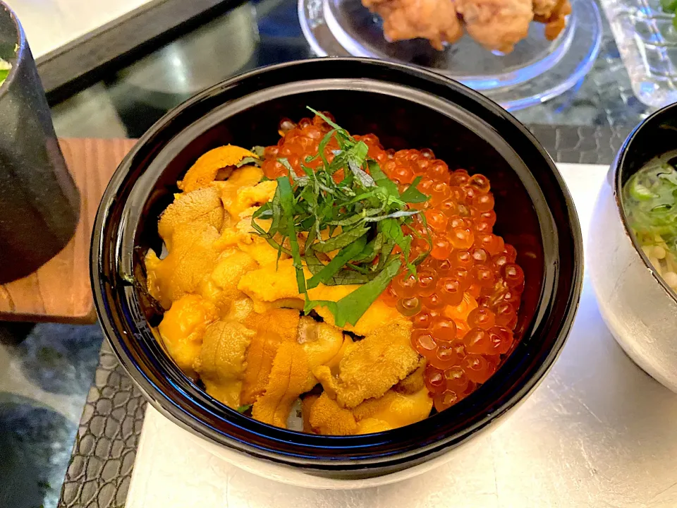 Snapdishの料理写真:雲丹いくら丼✨|yokoさん