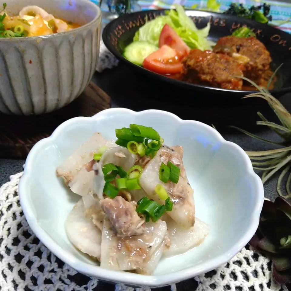 Snapdishの料理写真:鯖缶と大根の梅和え|とまと🍅さん