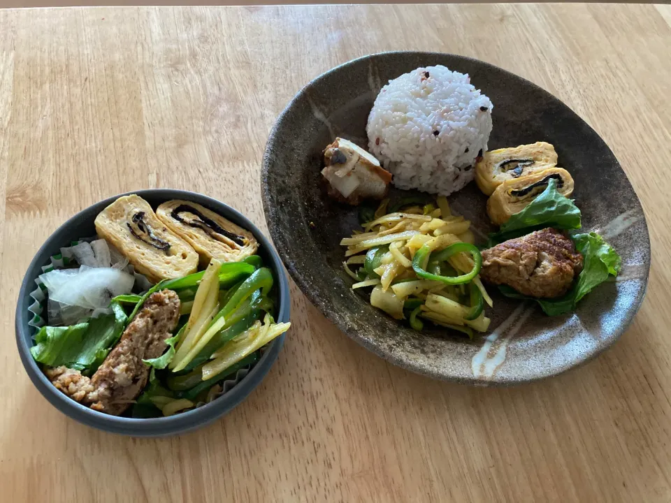 Snapdishの料理写真:旦那さんのお弁当おかずとmyランチプレート(*´ｰ｀)ゞ|さくたえさん