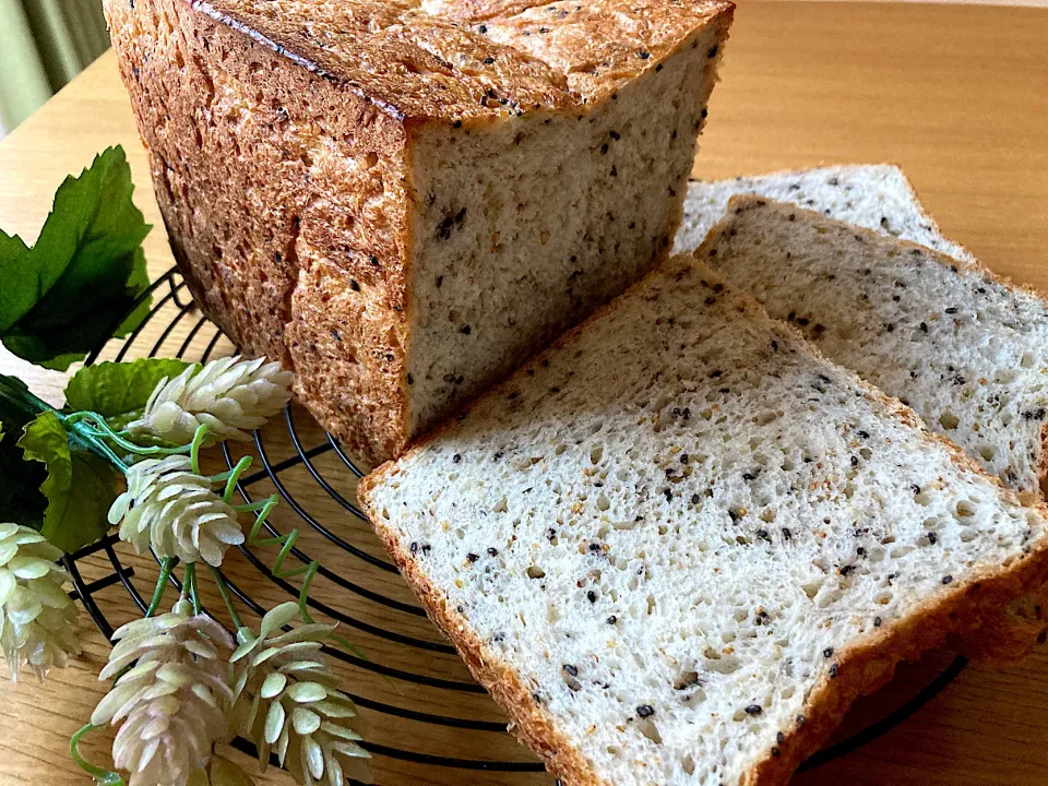 ＊トリプルごま角食🍞＊|＊抹茶＊さん