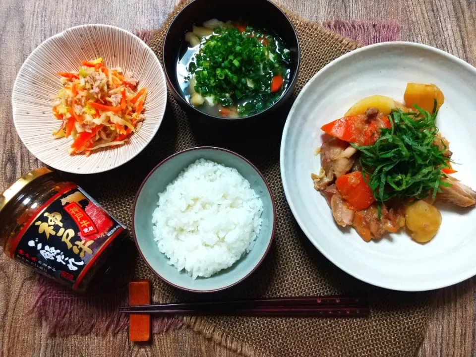 じゃがいもと鶏肉のコンソメ蒸し煮|真希さん