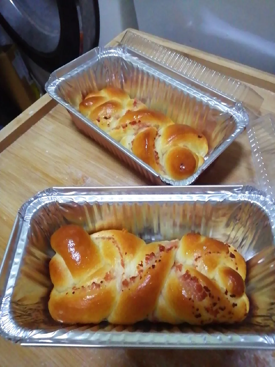 Sausage braided​ yogurt​ bread
Fb​ Bake.fresh.oven
IG​ Bakefreshoven​|BakeFreshOvenさん