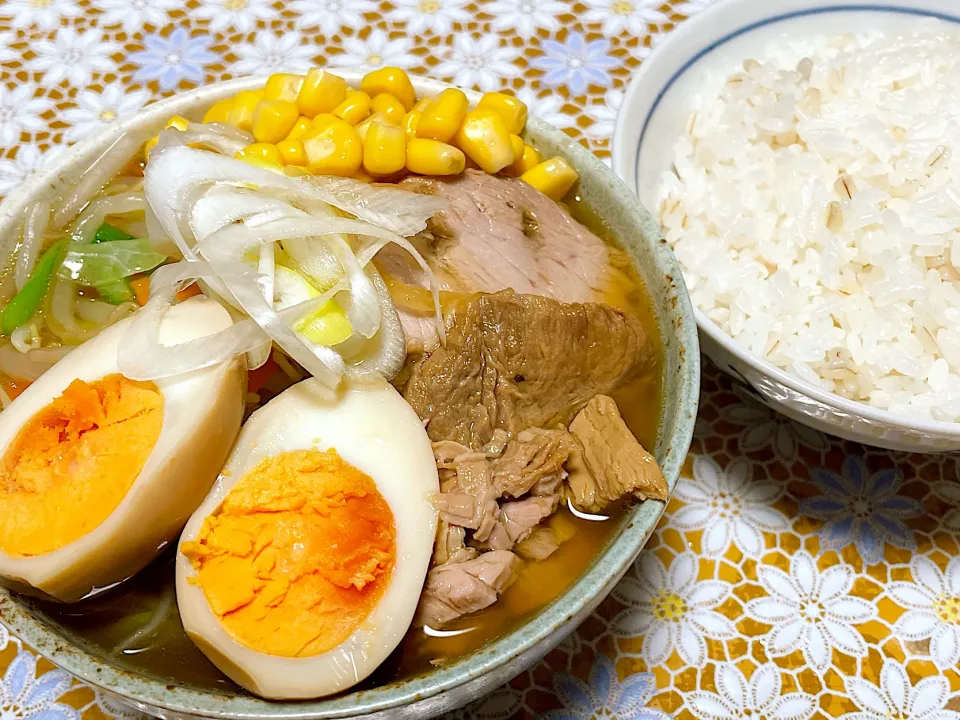 絶品🌟醤油ラーメン🍜‼︎|くろねこっく🐈‍⬛さん