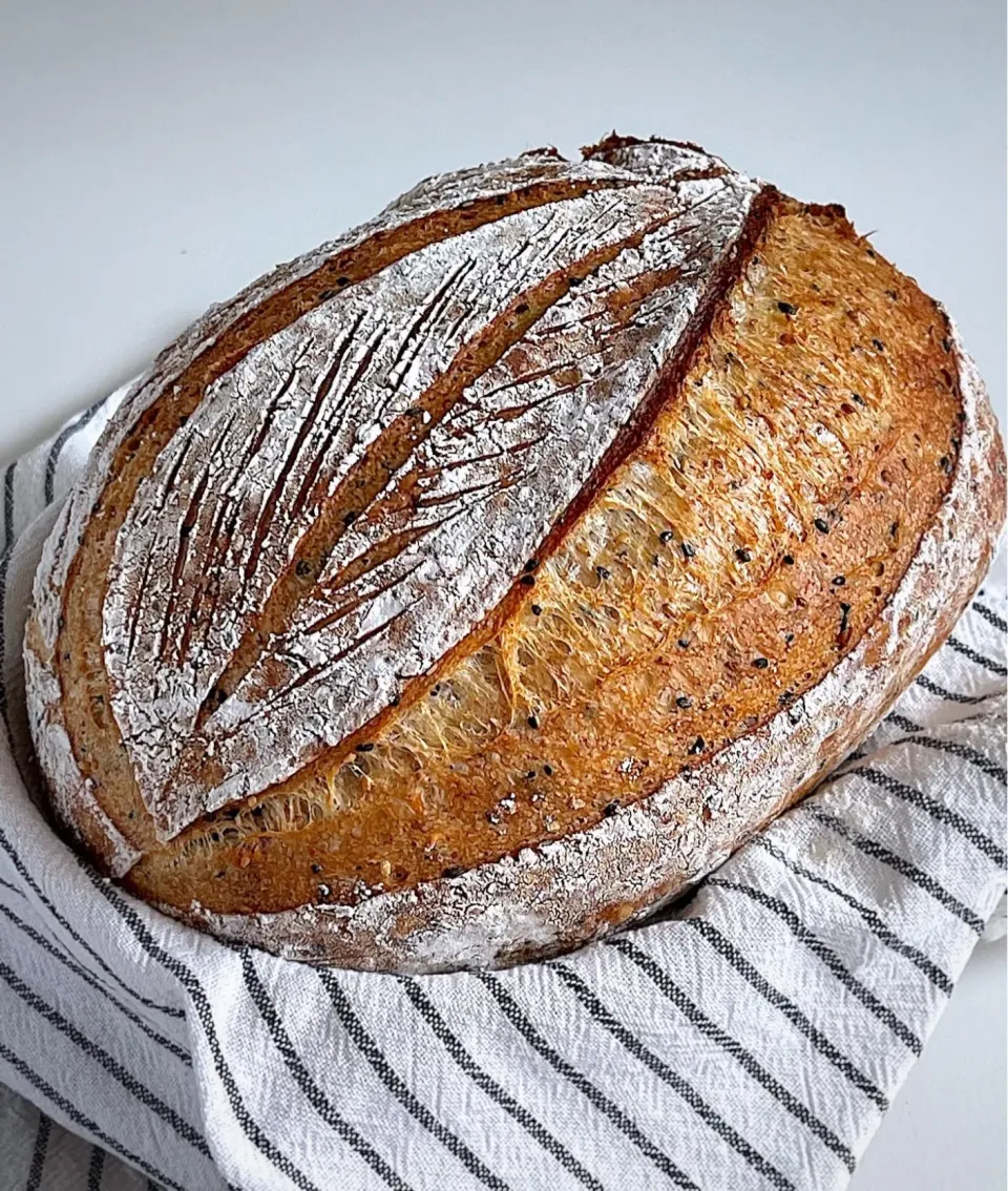 Snapdishの料理写真:Whole wheat sweet potato sourdough|12Dragonさん