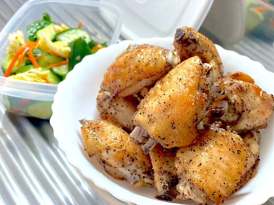 Air fried Salt n’ Pepper Chicken with Japanese style pickles|Laarni Nabongさん