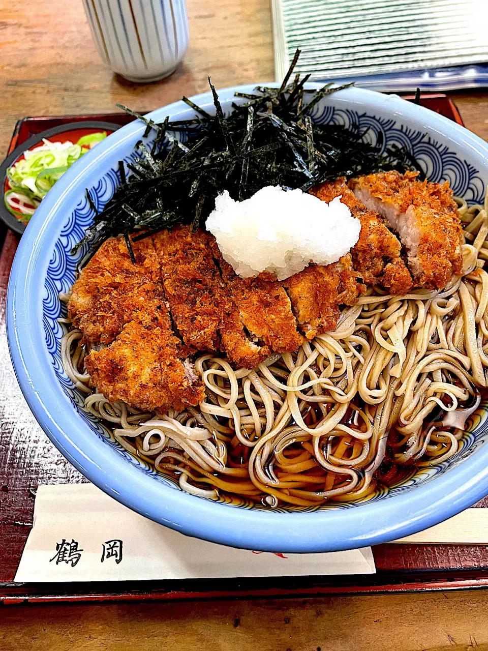 鶴岡の冷やしとんかつそば＠横浜 根岸|Yasuhiro Koikeさん