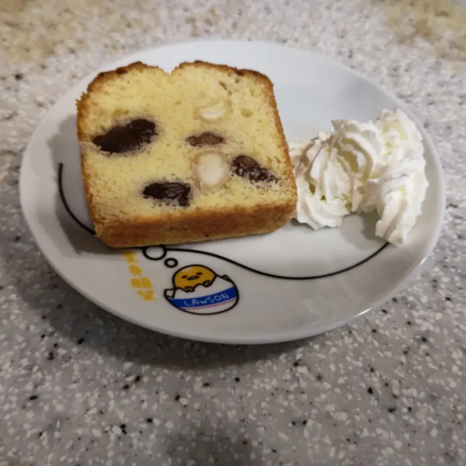 昨日作ったパウンドケーキ|アクちゃんさん