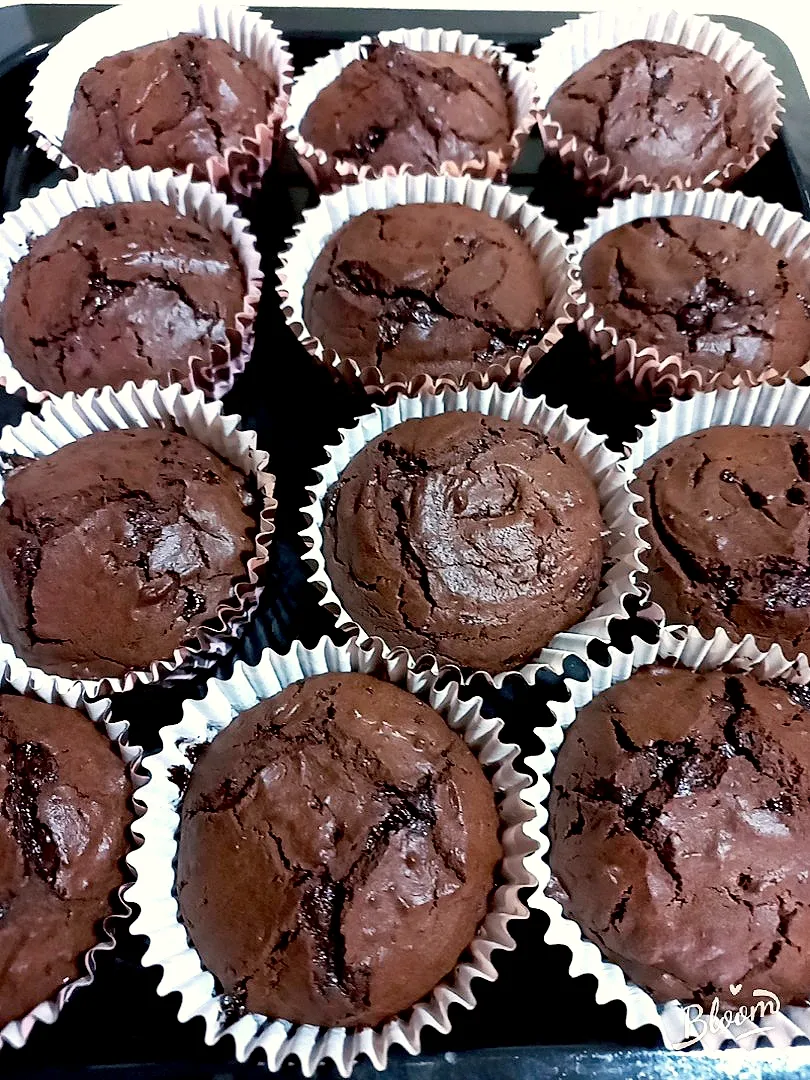 chocolate muffin|Mitchie.'s Yum on my plate.さん