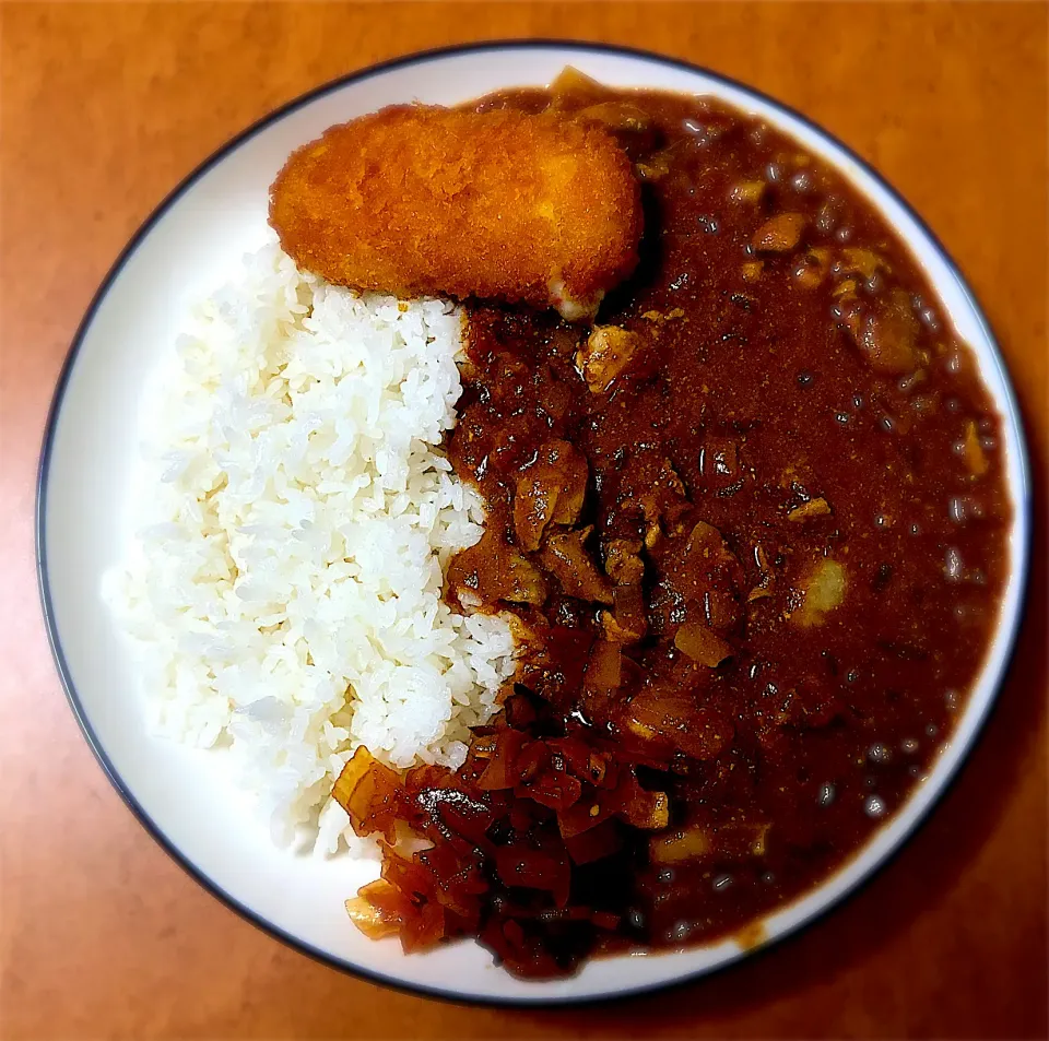 チキンカレー作りました♪|よこいゆうきさん