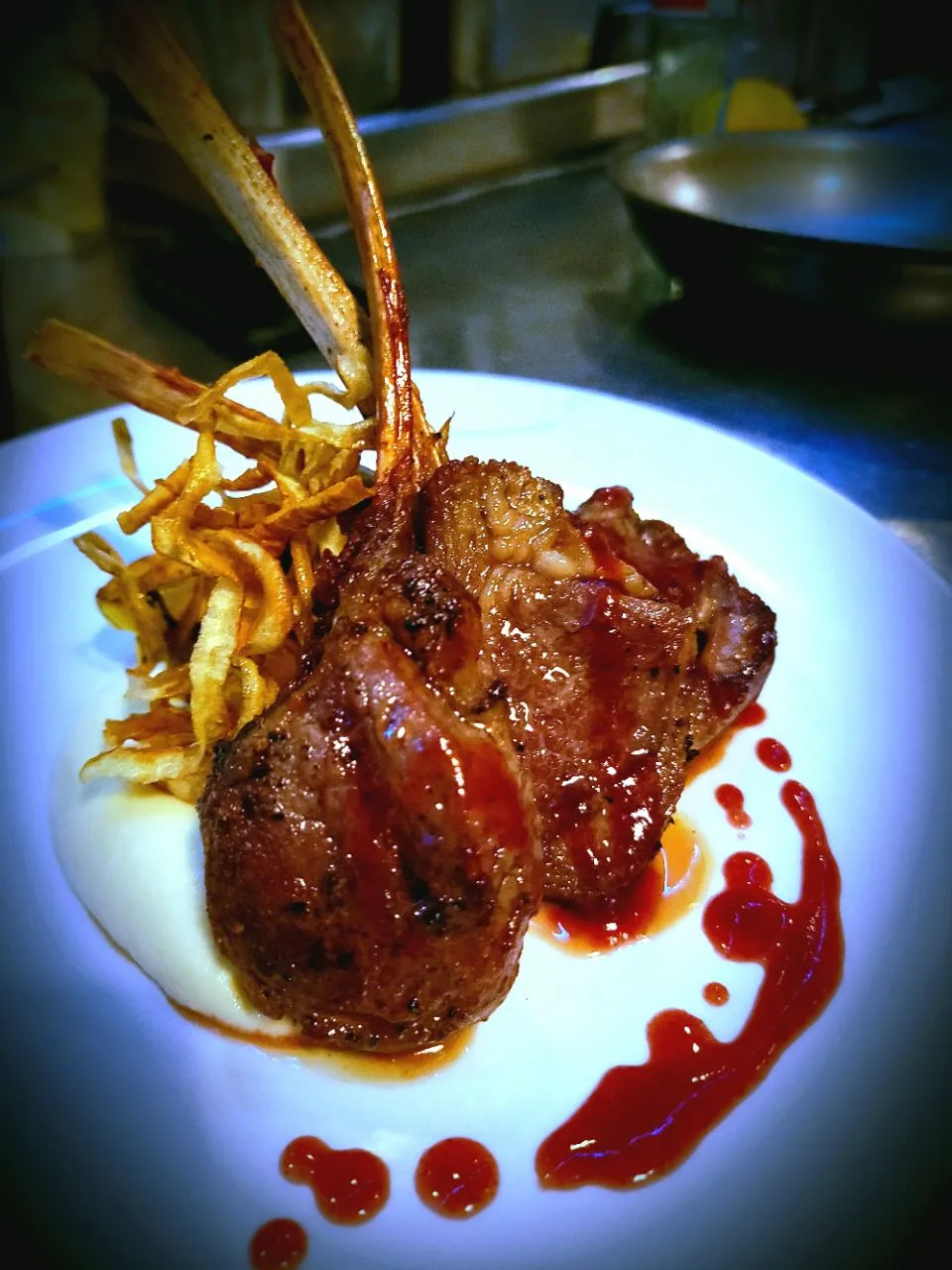 Snapdishの料理写真:pan seared lamb with velvety truffle mash,cranberry gel and onions string nest.|Rich mさん