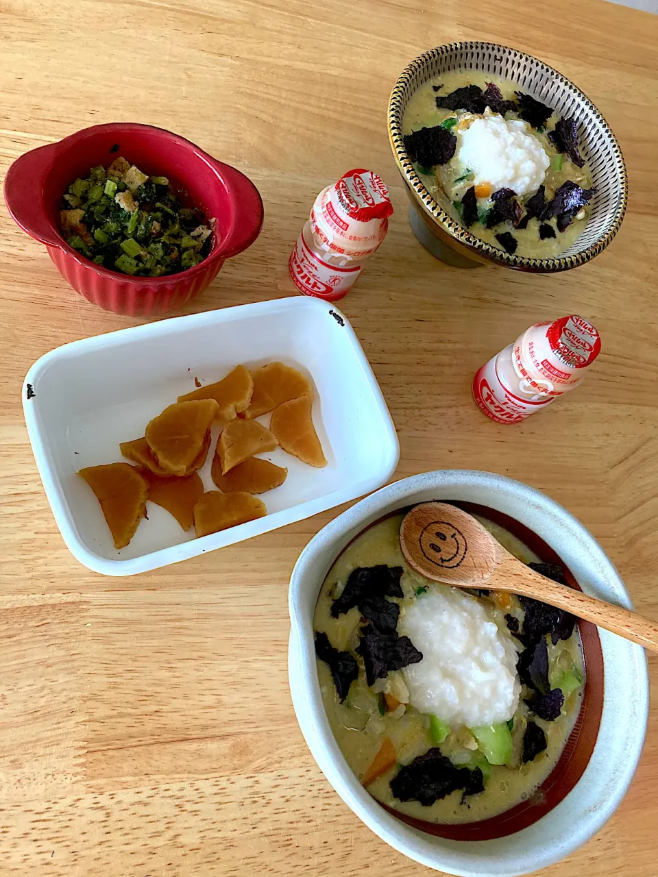 Snapdishの料理写真:お野菜たっぷり豆乳雑炊(甘酒、あまに油トッピング)|さくたえさん