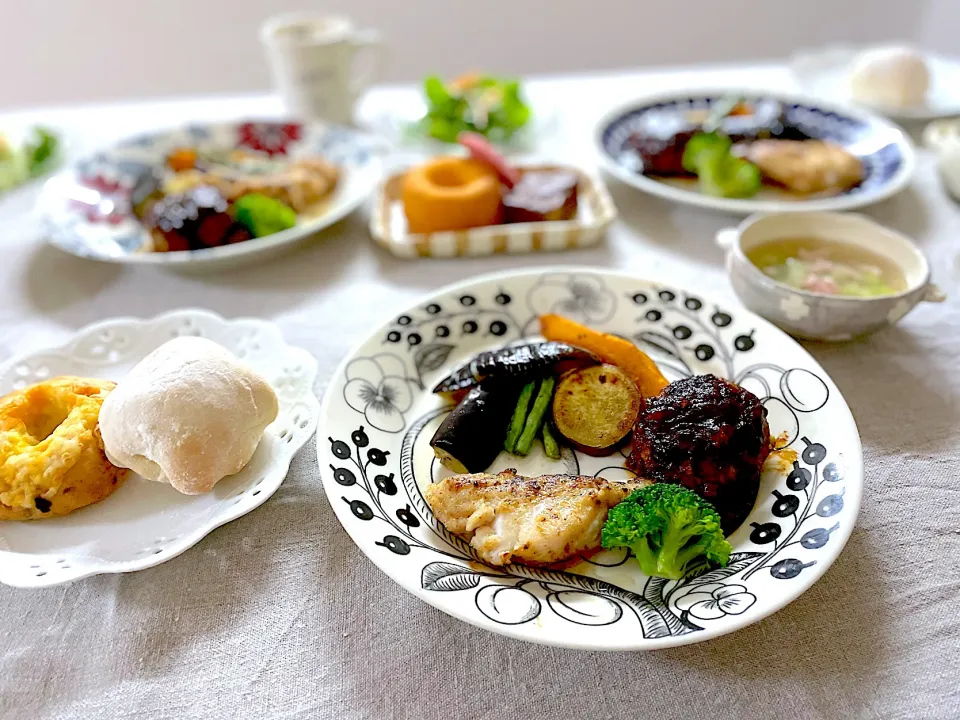 洋食プレートの晩ごはん🍽|ゆかりさん