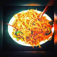 Snapdishの料理写真:hakka noodles🍜😋|Devanshi!📍さん