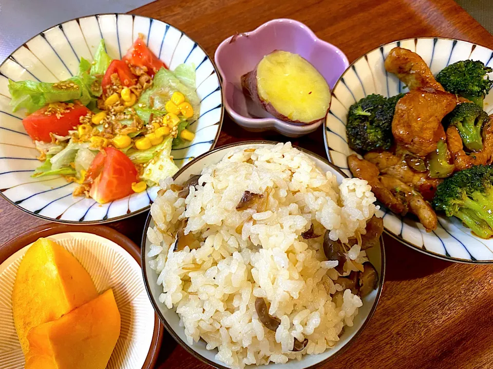 きのこの炊き込みご飯とトンテキ🐷|かおちゃんさん