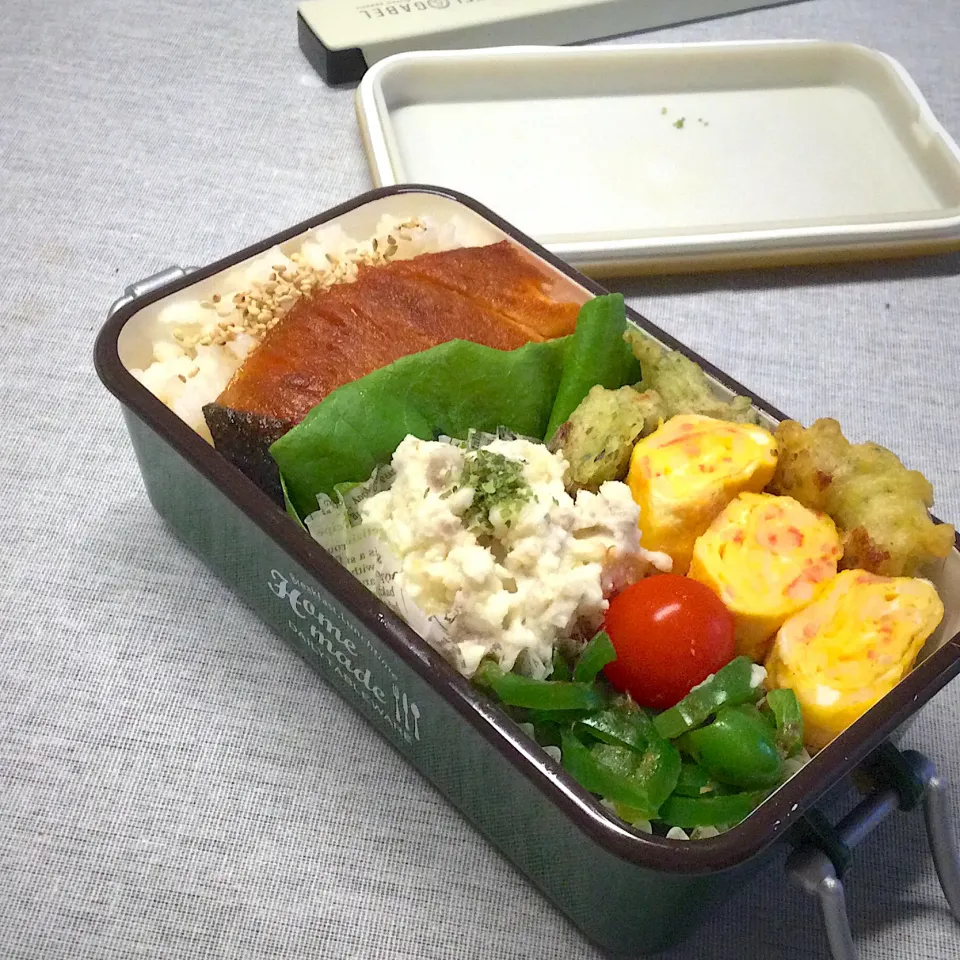 長女のJK弁当〜　焼き鮭|yukoさん