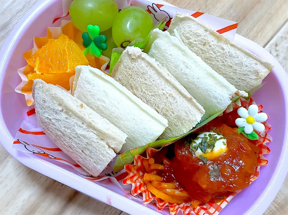 年少弁当🍱サンドウィッチ|mari＊yuakitoさん