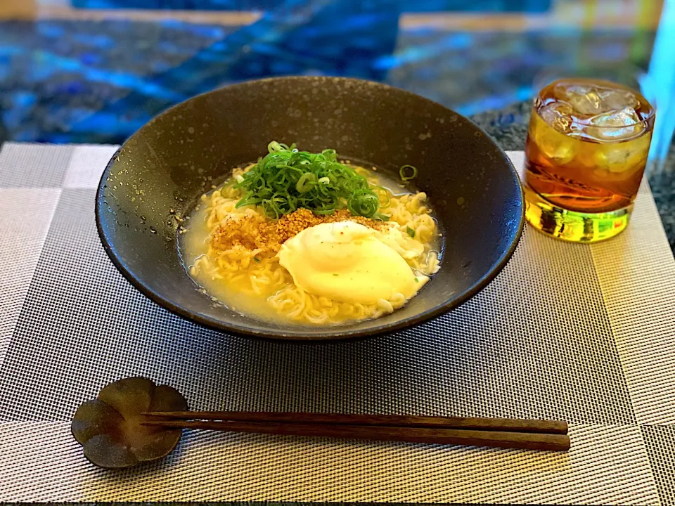 朝からサッポロ一番塩ラーメン🍜|yokoさん