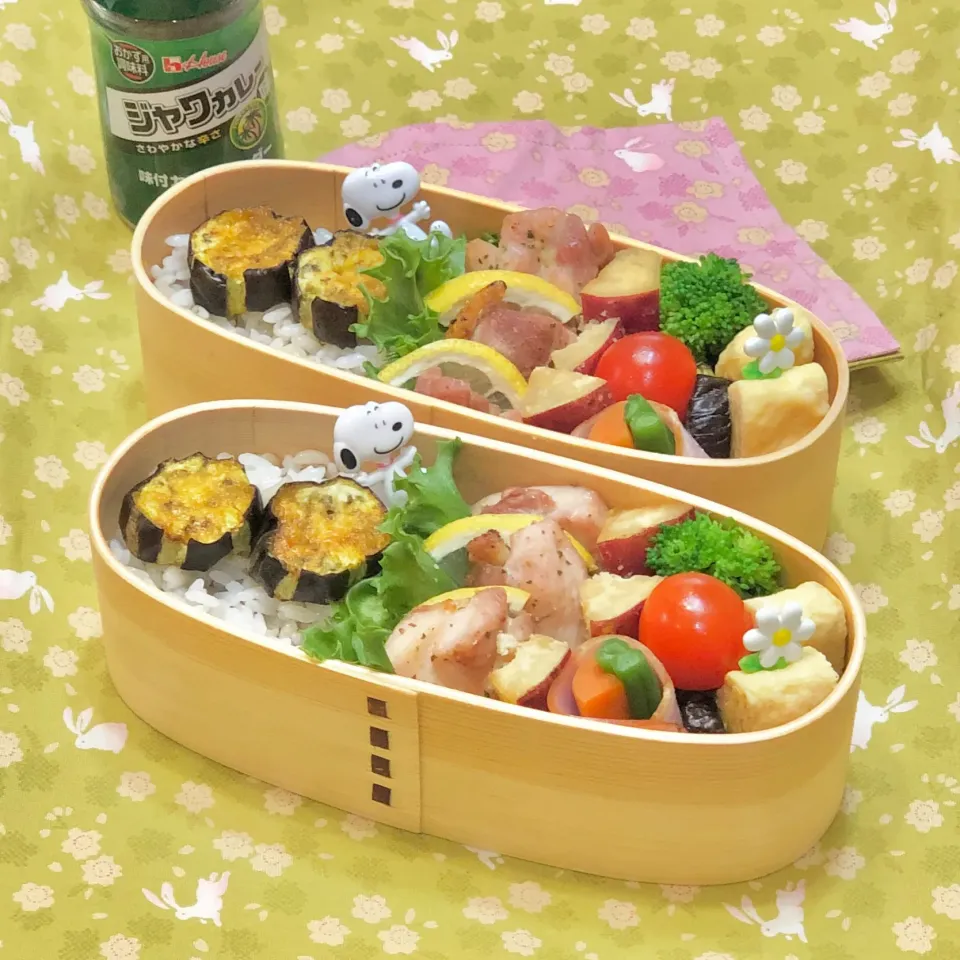 鶏モモガーリックハーブグリル☘ナスのカレーソテー☘の双子ちゃんお弁当💙❤️　11/8月|sweet homeさん