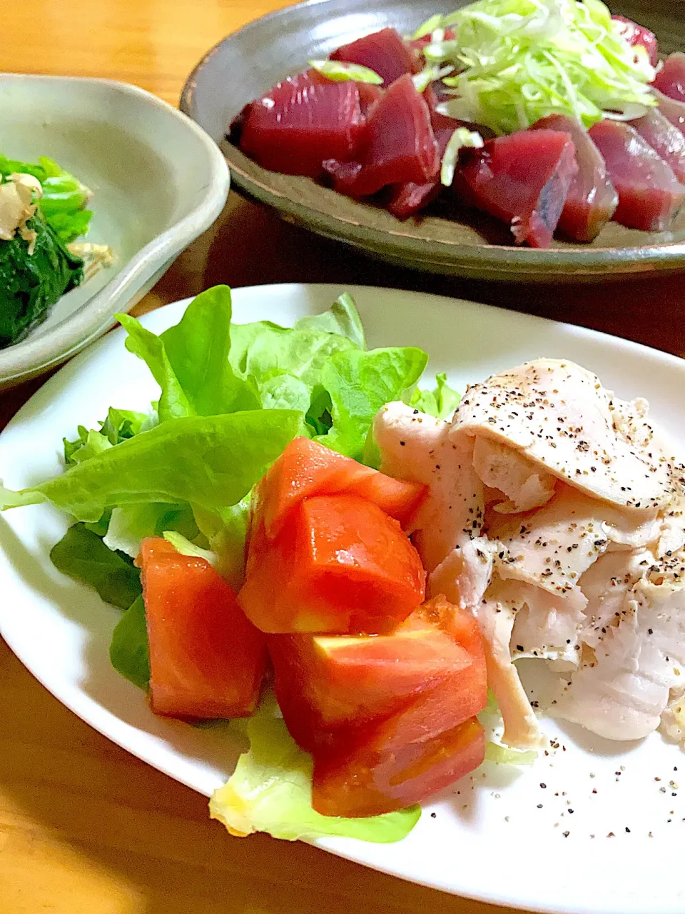 ヒラヒラ鶏ハムと鰹の刺身|デコさん