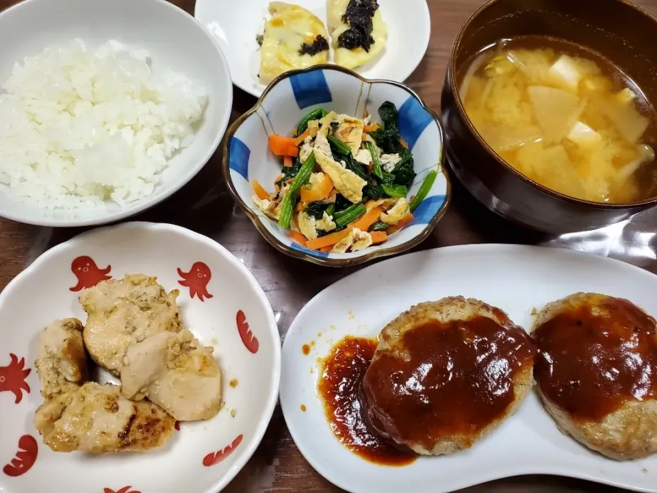 Snapdishの料理写真:子どもたちの好きなもの🎵れんこん海苔チーズはカラシマヨで！うまっ💕|みーさん