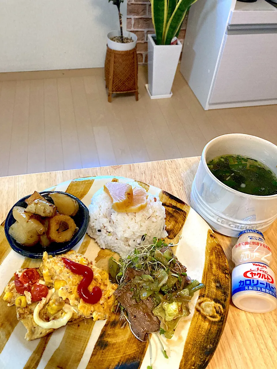 旦那さんお弁当オカズでmyランチプレート😊|さくたえさん