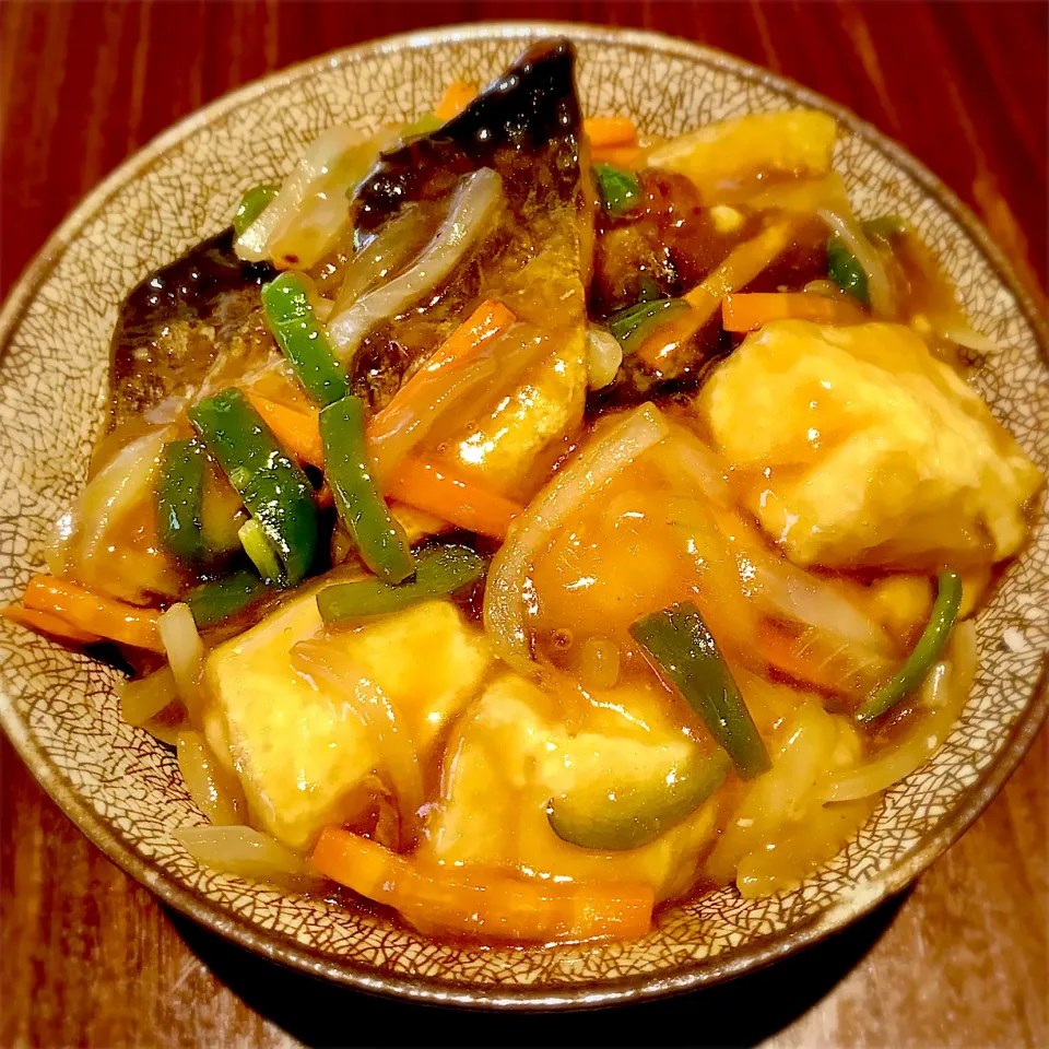 干しホッケ竜田揚と揚げ出し豆腐の甘酢あんめし|deekay71さん