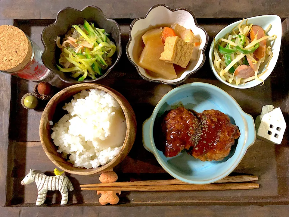 ✳︎煮込みハンバーグ✳︎大根の煮物✳︎もやしとピーマンのオイマヨ炒め✳︎春雨サラダ|syamさん