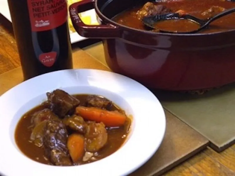 ビーフシチューの本格レシピ……お肉を柔らかく煮込んで美味しい！ #AllAbout|All About 料理レシピさん