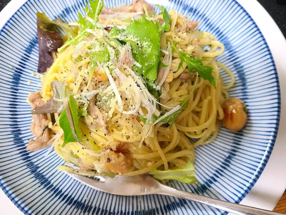 鶏せせりと香味野菜のペペロンチーノ☆|けんさん