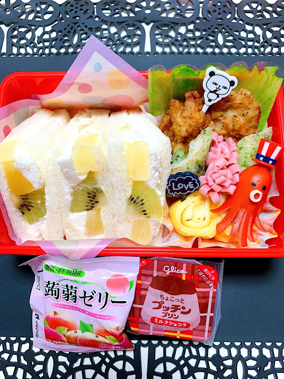 フルーツサンドお弁当🍱|miyurumoさん