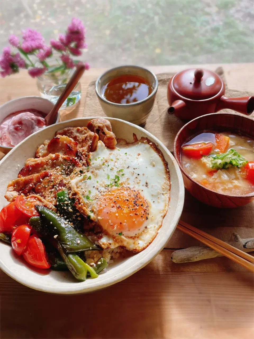 今日のお昼ご飯^ ^ 高野豆腐入り具沢山お味噌汁|Mariruさん